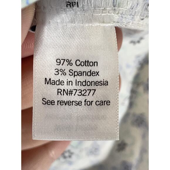 Croft & Barrow Shirt Womens Small Blue White Floral Button Front Long Sleeve - Picture 7 of 10